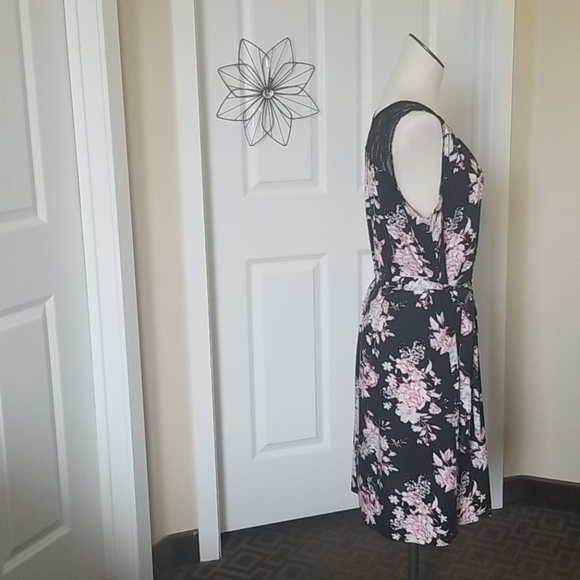 Charming Charlie Floral Dress Sz XL - Picture 2 of 7